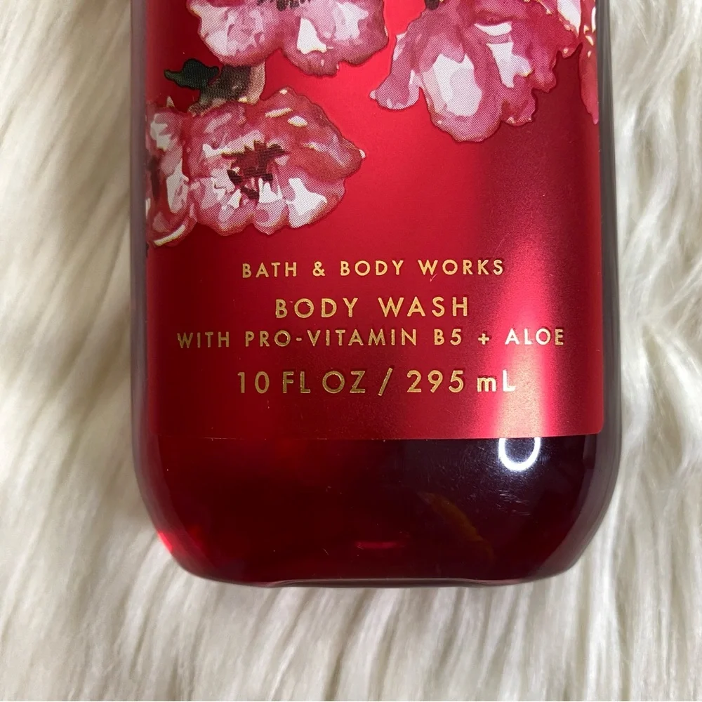 NWT : Bath & Body Works : 10 fl oz japanese cherry blossom body wash